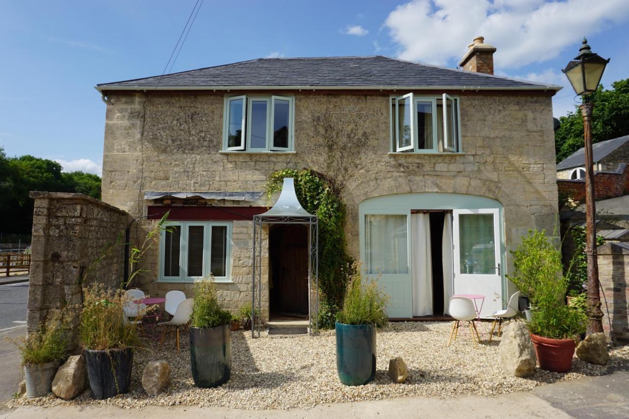 The Coach House And The Stable Apartment Woodchester Exterior photo