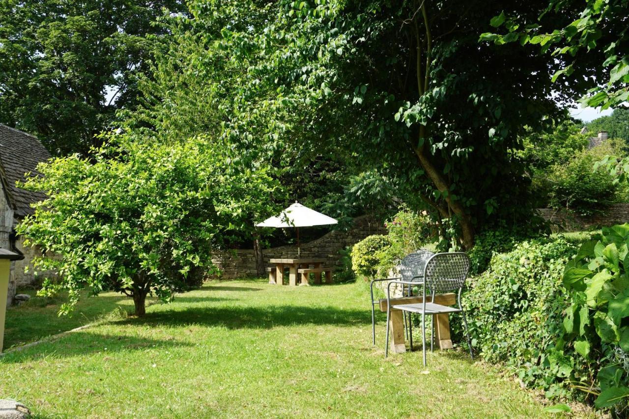 The Coach House And The Stable Apartment Woodchester Exterior photo